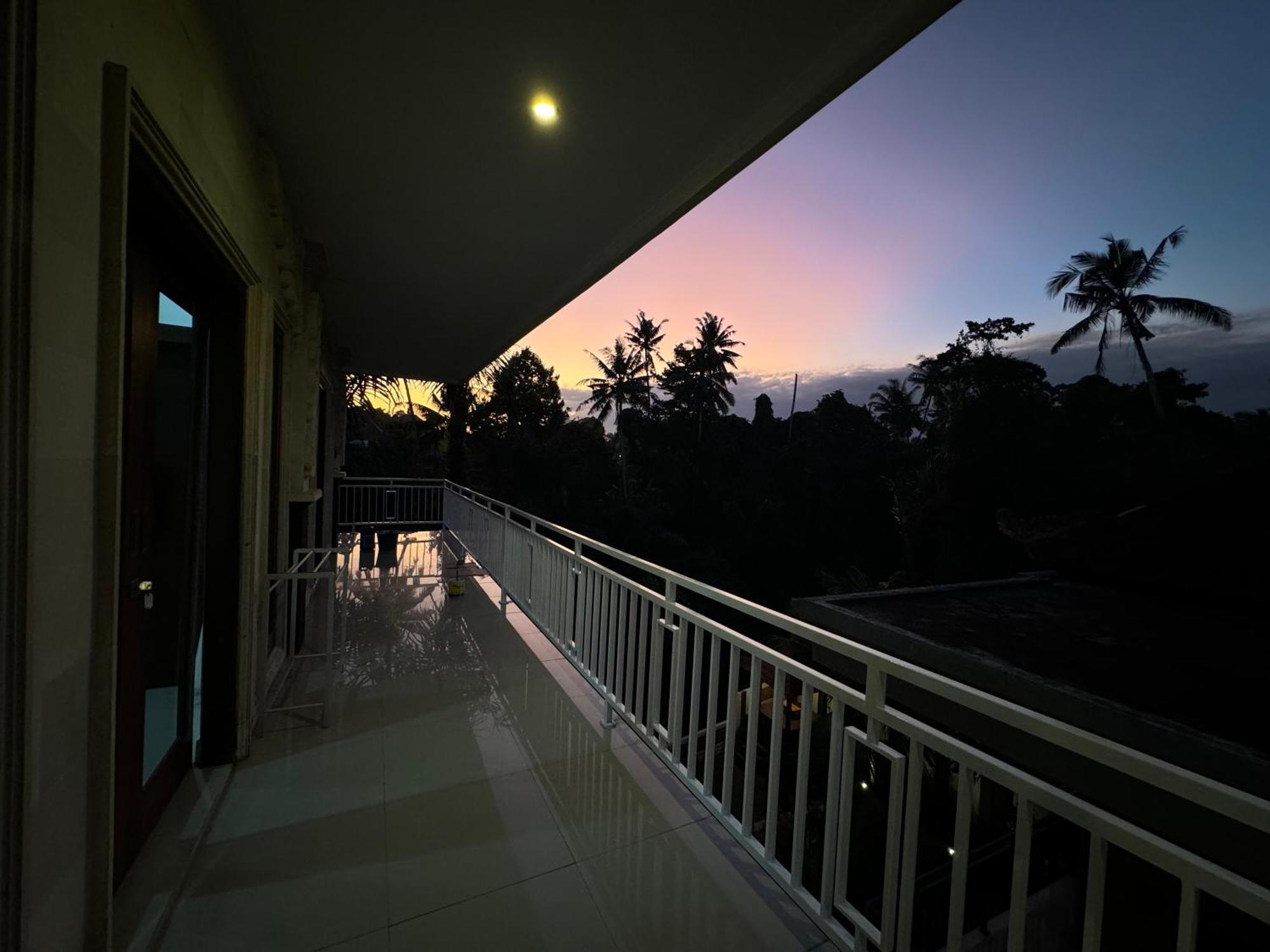 Hanaka Riverside Ubud エクステリア 写真