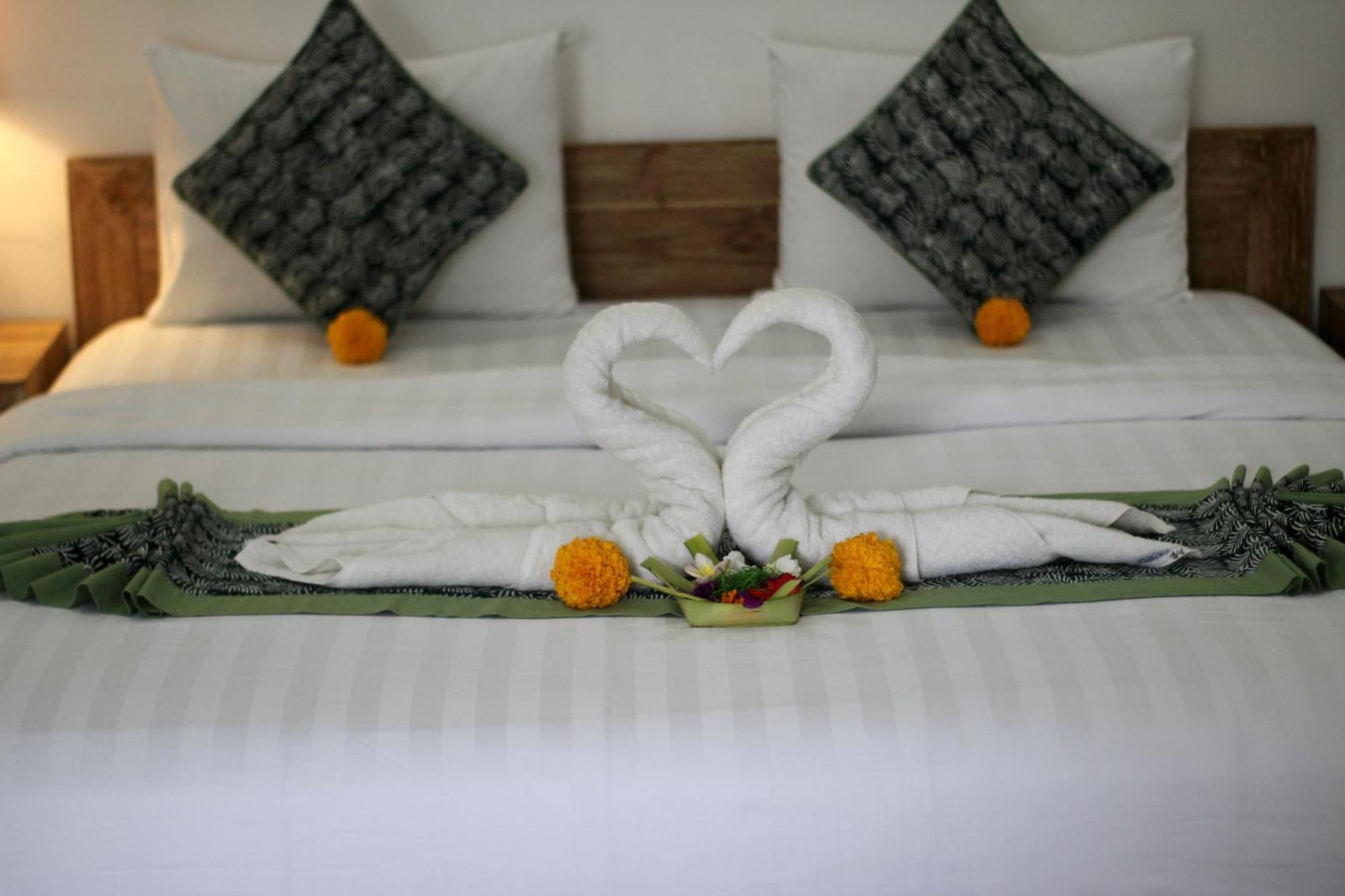 Hanaka Riverside Ubud エクステリア 写真