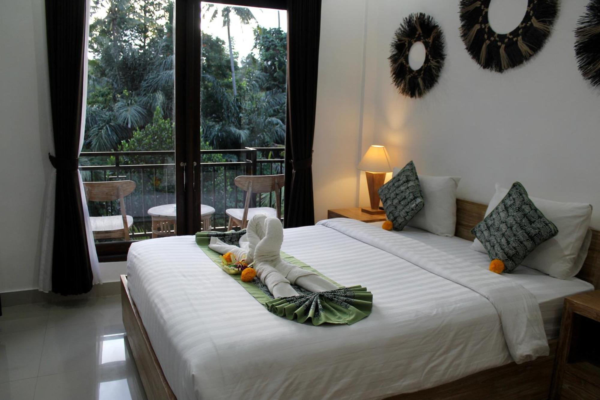 Hanaka Riverside Ubud エクステリア 写真