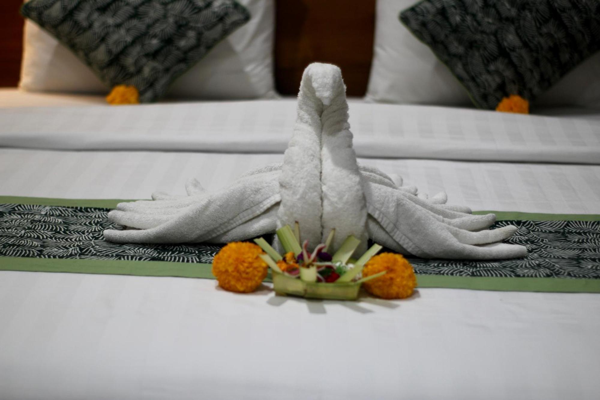 Hanaka Riverside Ubud エクステリア 写真