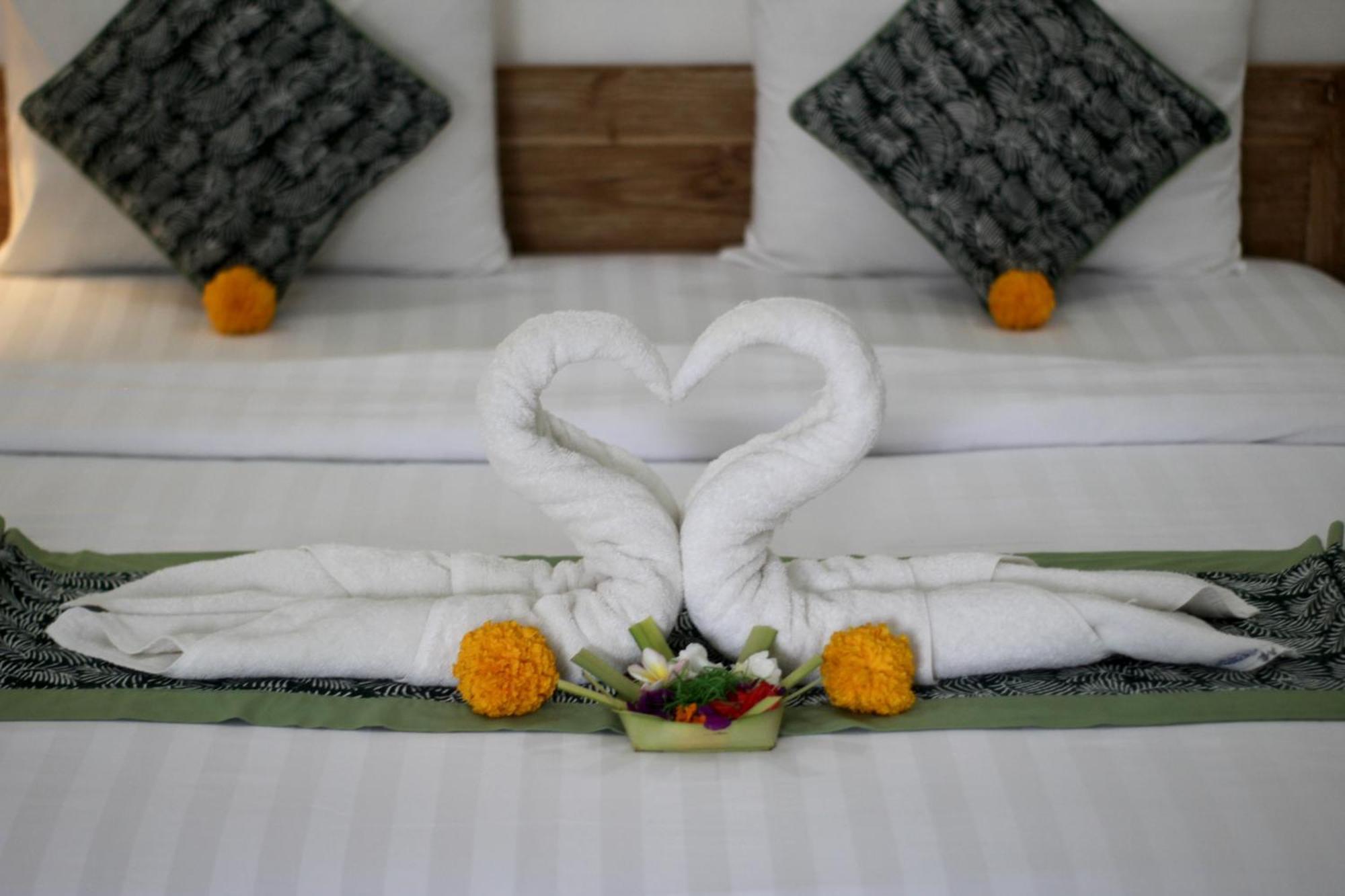 Hanaka Riverside Ubud エクステリア 写真